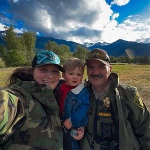 Meet your Posher, Caitlin